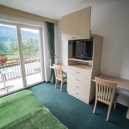 Ξενοδοχείο Hotel Rakitna Rakitna